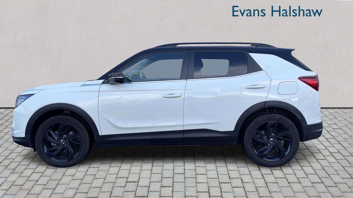 Used KGM Korando for sale - 77943236: Photo 4