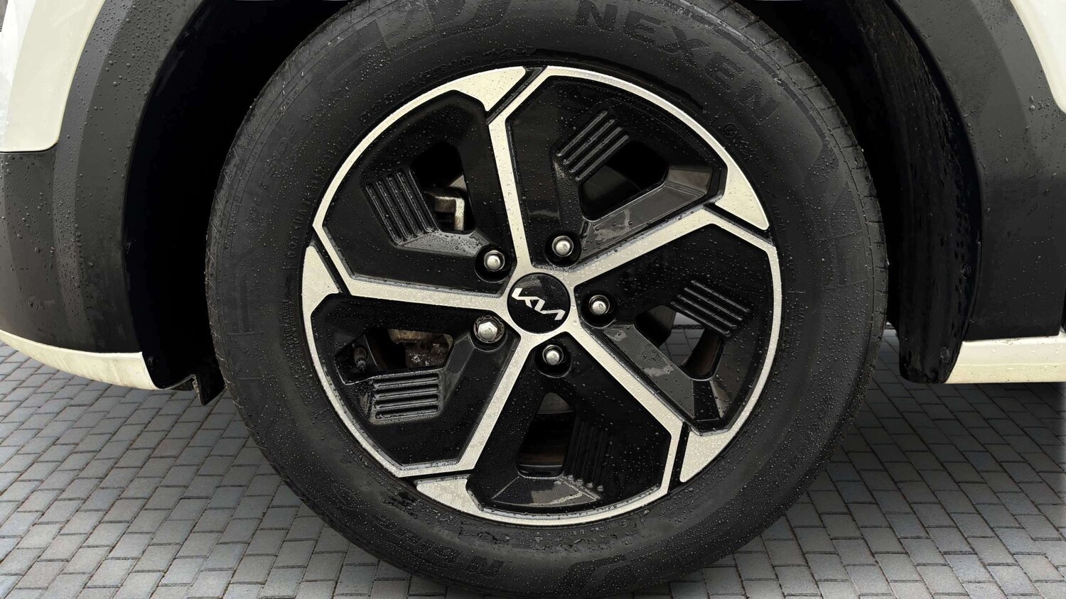 Used Kia Niro 2023 for sale - 77857889: Photo 7