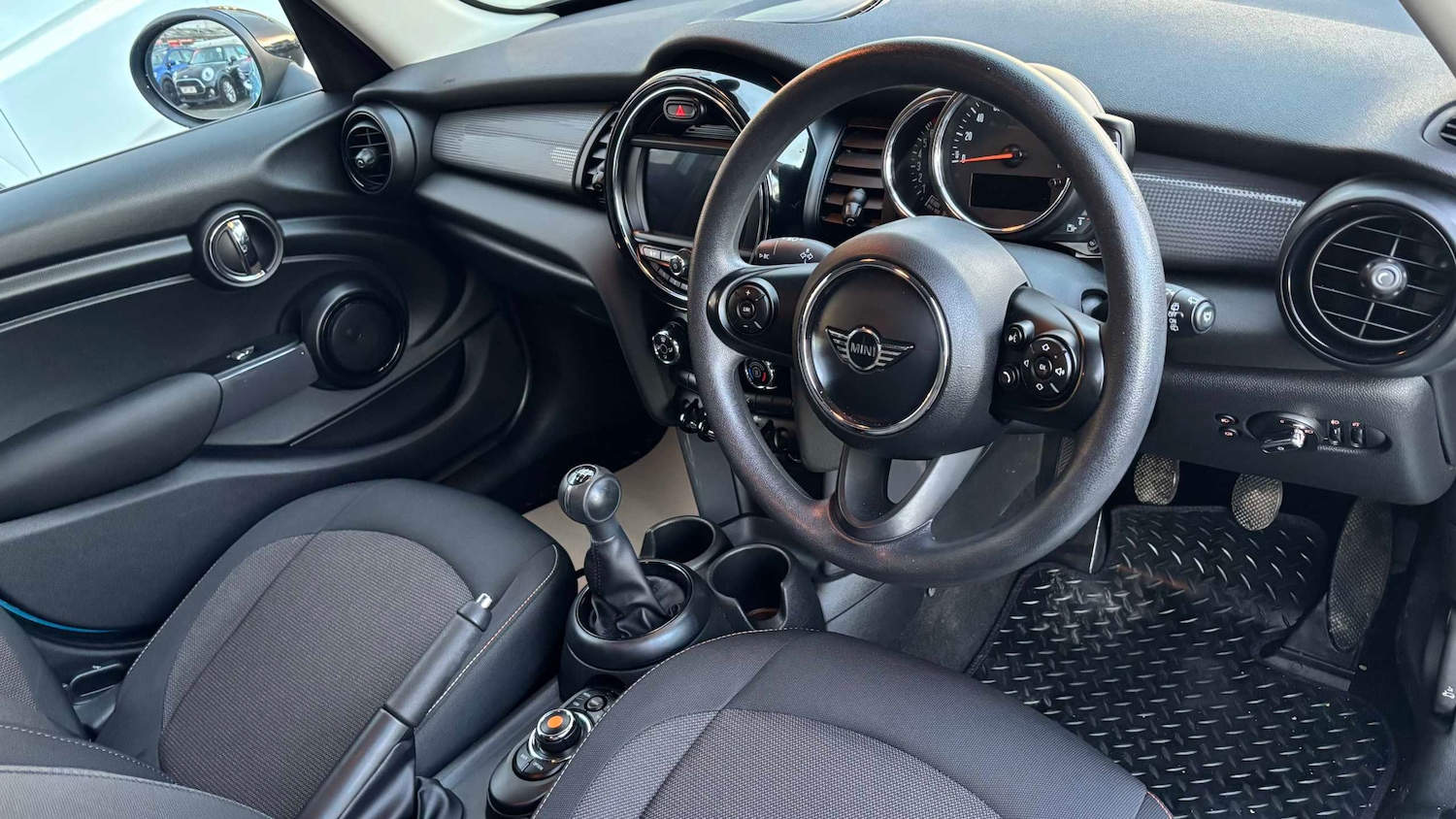 Used MINI Hatch 2018 for sale - 78060190: Photo 10