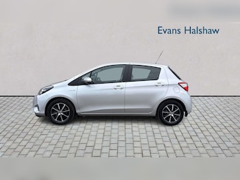 Used Toyota Yaris 2018 for sale - 79306830: Photo