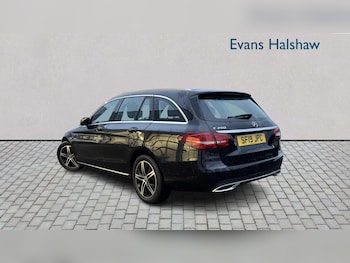 Used Mercedes-Benz C Class 2019 for sale - 77859229: Photo