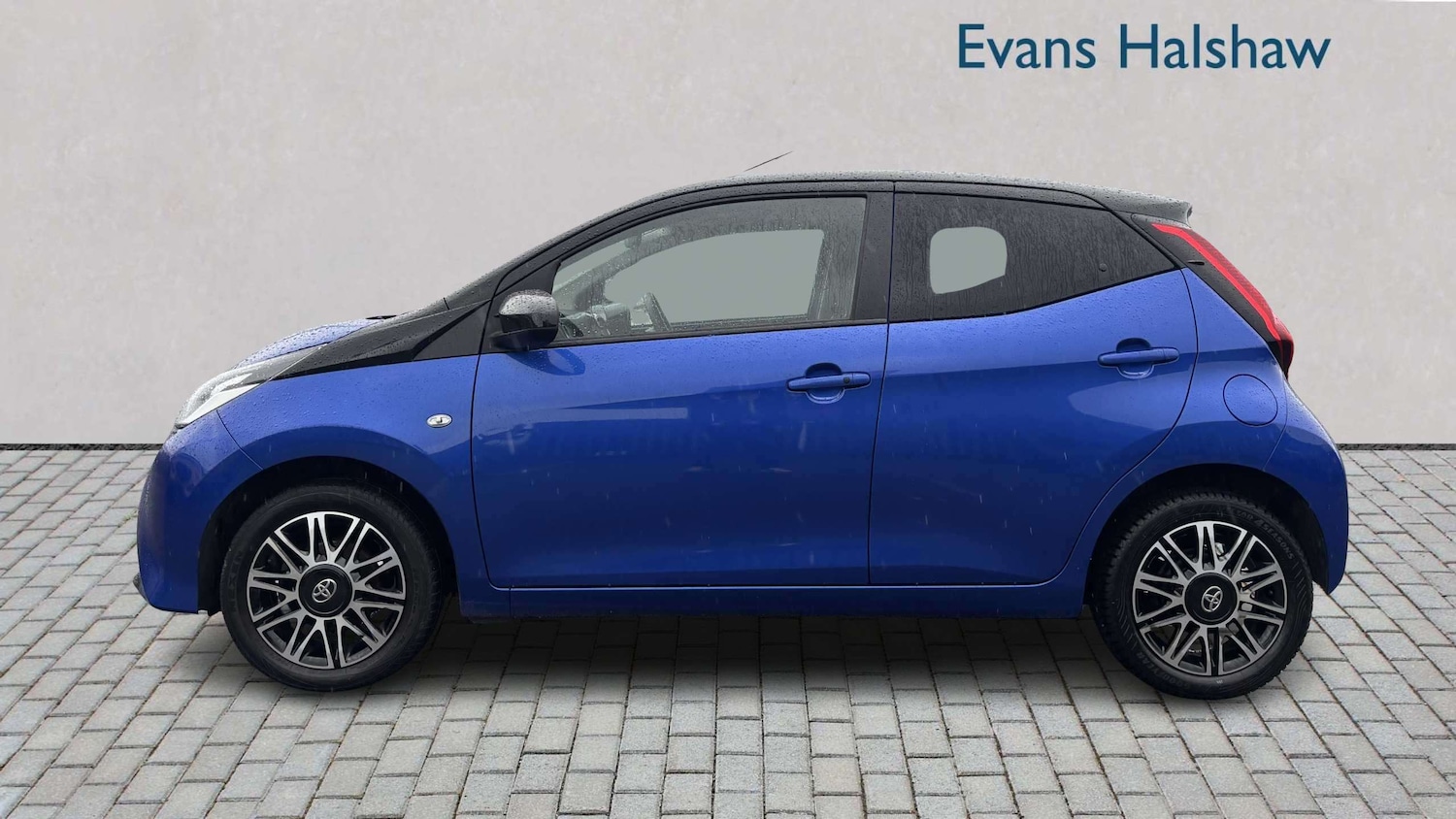 Used Toyota AYGO for sale - 77860308: Photo 3