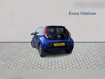 Used Toyota AYGO 2019 for sale - 79204509: Photo