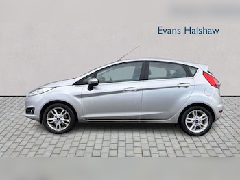 Used Ford Fiesta 2015 for sale - 77972532: Photo