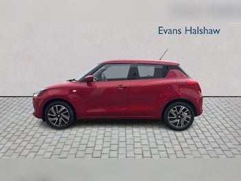 Used Suzuki Swift 2022 for sale - 78248021: Photo