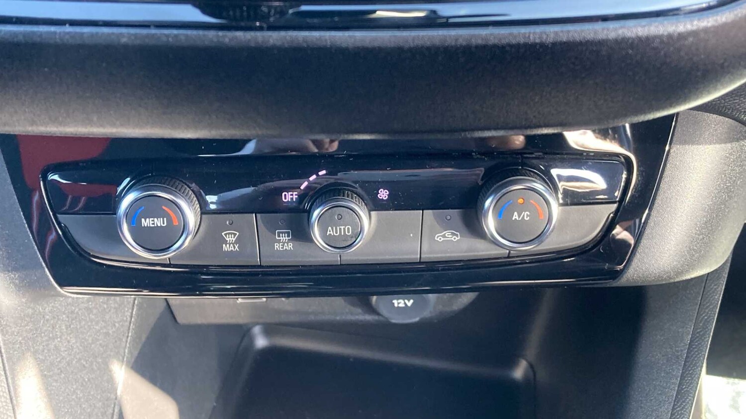 Used Vauxhall Corsa for sale - 77861622: Photo 24