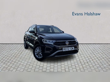 Used Volkswagen T-Roc 2022 for sale - 79079159: Photo