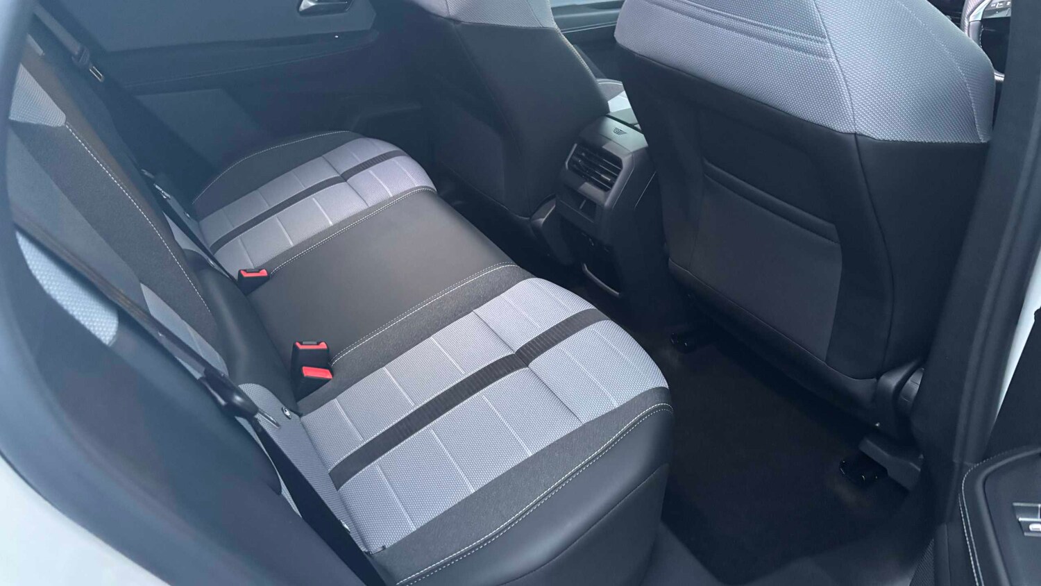 Used Vauxhall Grandland for sale - 77857830: Photo 15