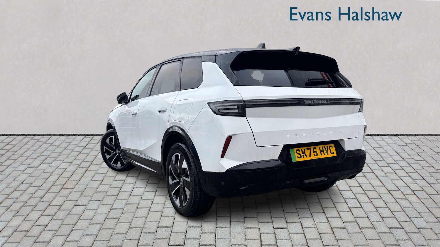 Used Vauxhall Grandland for sale - 77857830: Photo 2