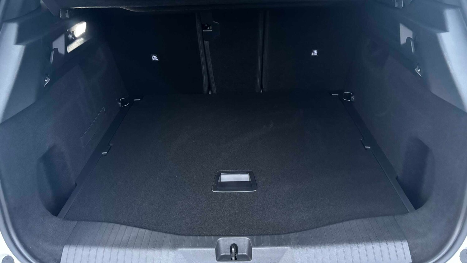 Used Vauxhall Grandland for sale - 77857830: Photo 8