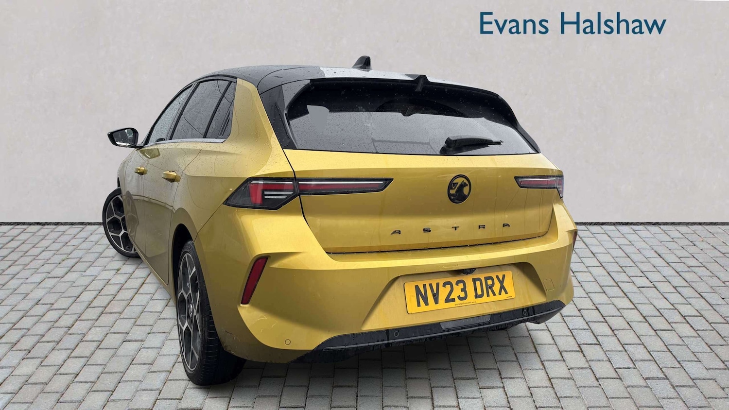 Used Vauxhall Astra for sale - 77861419: Photo 3