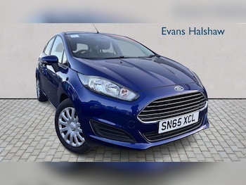 Used Ford Fiesta 2015 for sale - 77858887: Photo