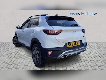 Used Kia Stonic 2023 for sale - 77913867: Photo