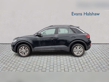 Used Volkswagen T-Roc 2022 for sale - 78924996: Photo