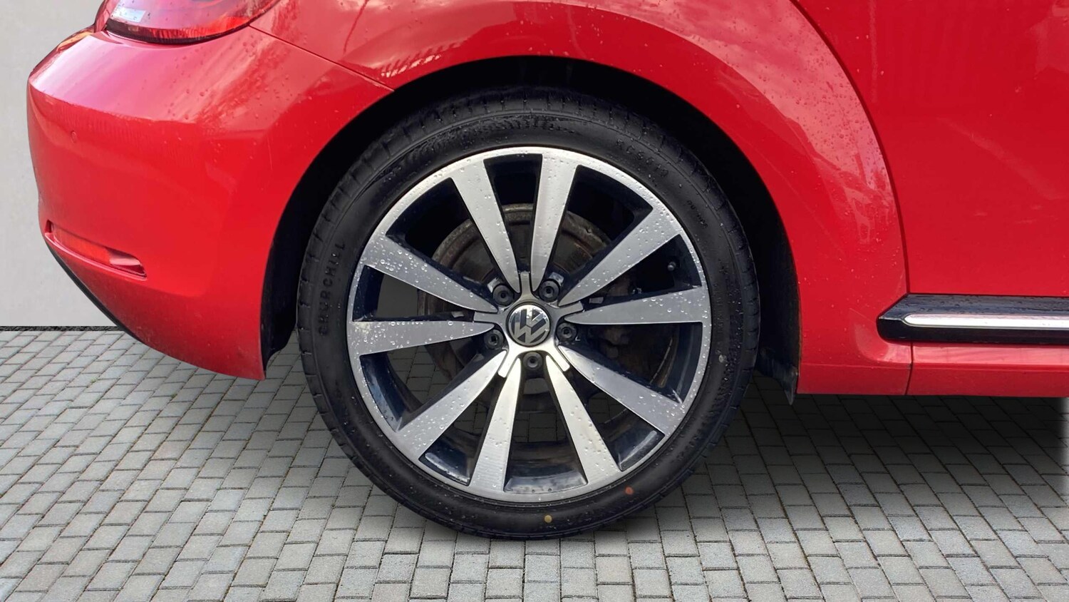 Used Volkswagen Beetle 2014 for sale - 77858141: Photo 11