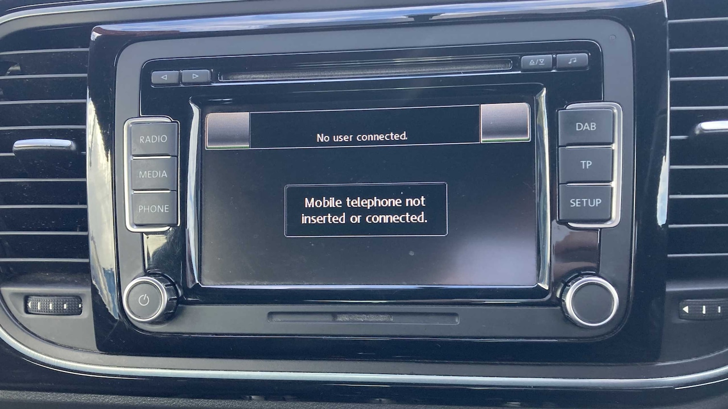 Used Volkswagen Beetle 2014 for sale - 77858141: Photo 3