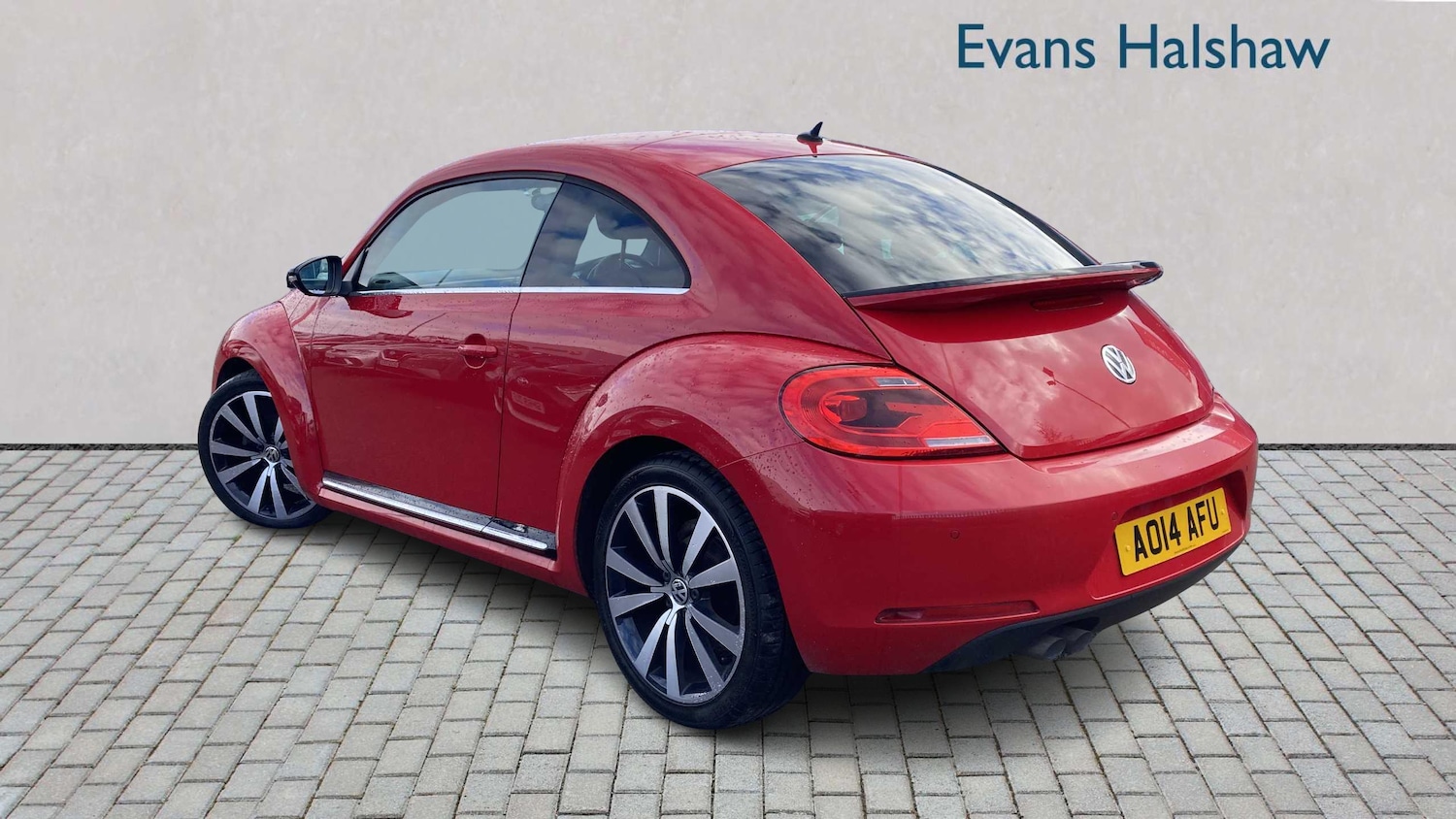 Used Volkswagen Beetle 2014 for sale - 77858141: Photo 4