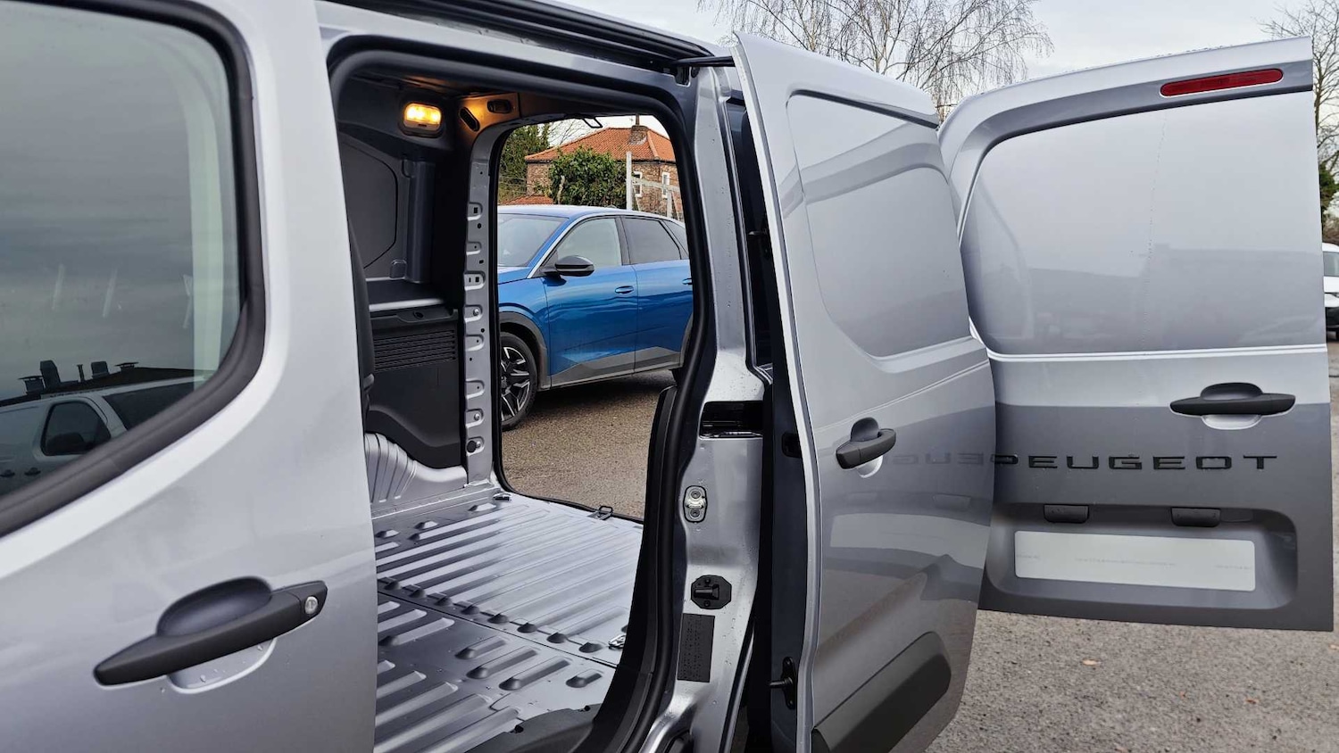 Used Peugeot Partner 2025 for sale - 77858522: Photo 16