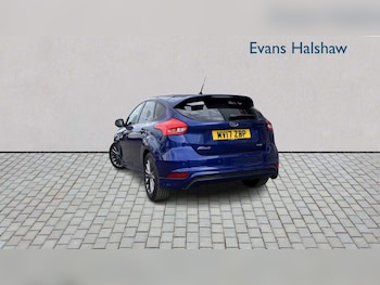 Used Ford Focus 2017 for sale - 79065144: Photo