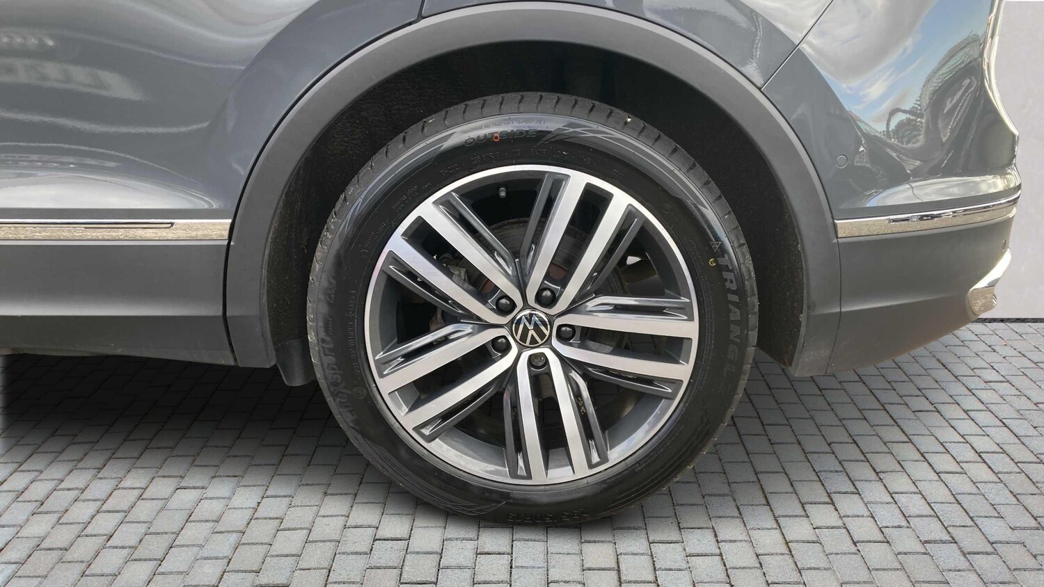 Used Volkswagen Tiguan for sale - 77857139: Photo 13