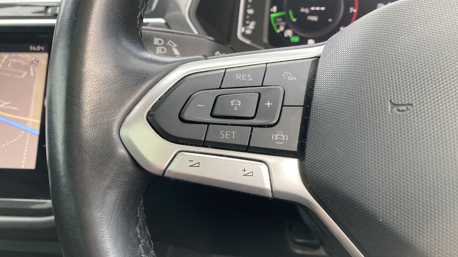 Used Volkswagen Tiguan for sale - 77857139: Photo 21