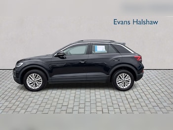 Used Volkswagen T-Roc 2022 for sale - 79215100: Photo