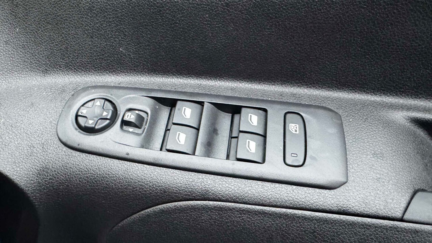 Used Vauxhall Combo Life 2022 for sale - 78010130: Photo 20