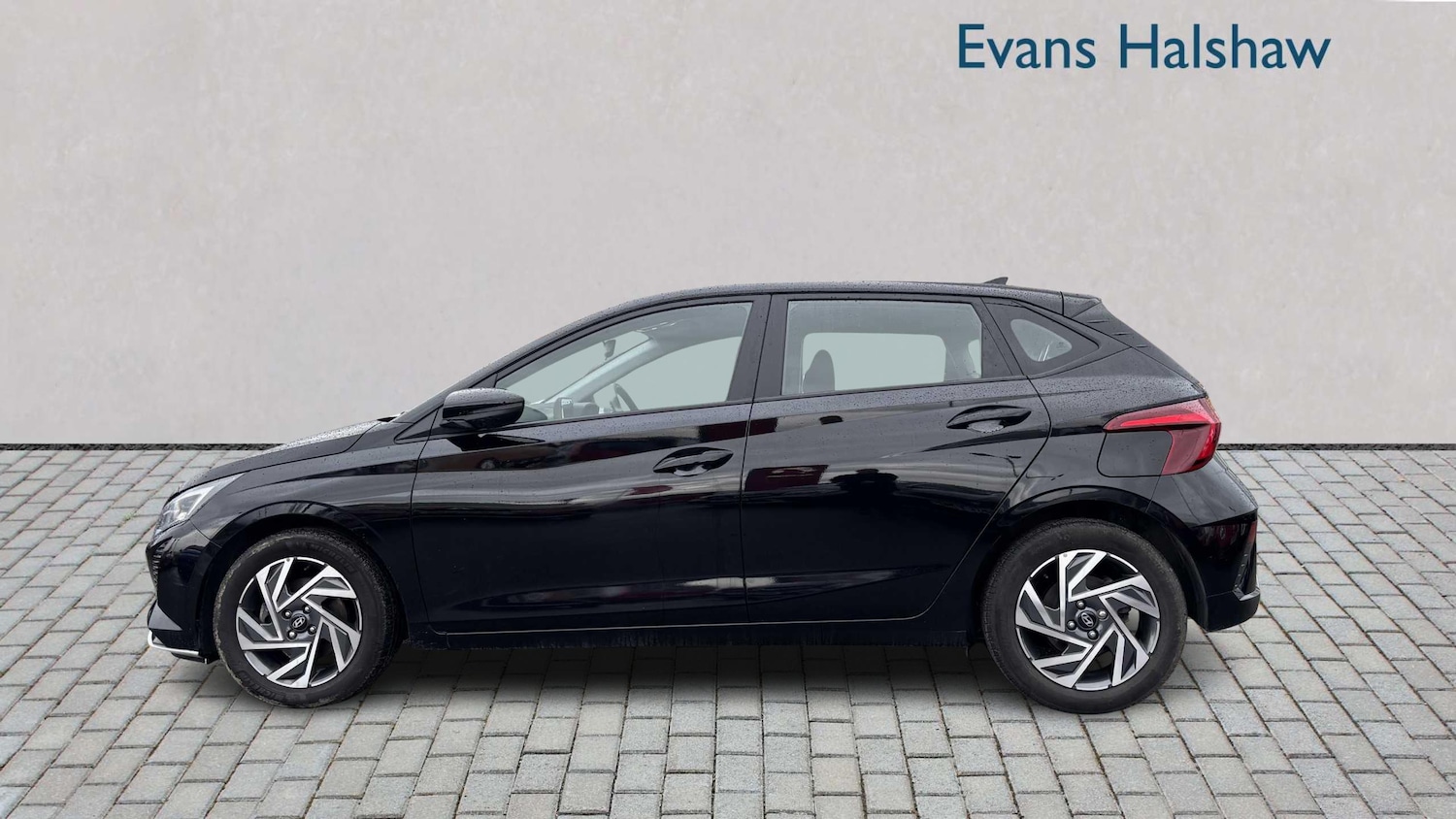 Used Hyundai i20 2024 for sale - 77858971: Photo 3