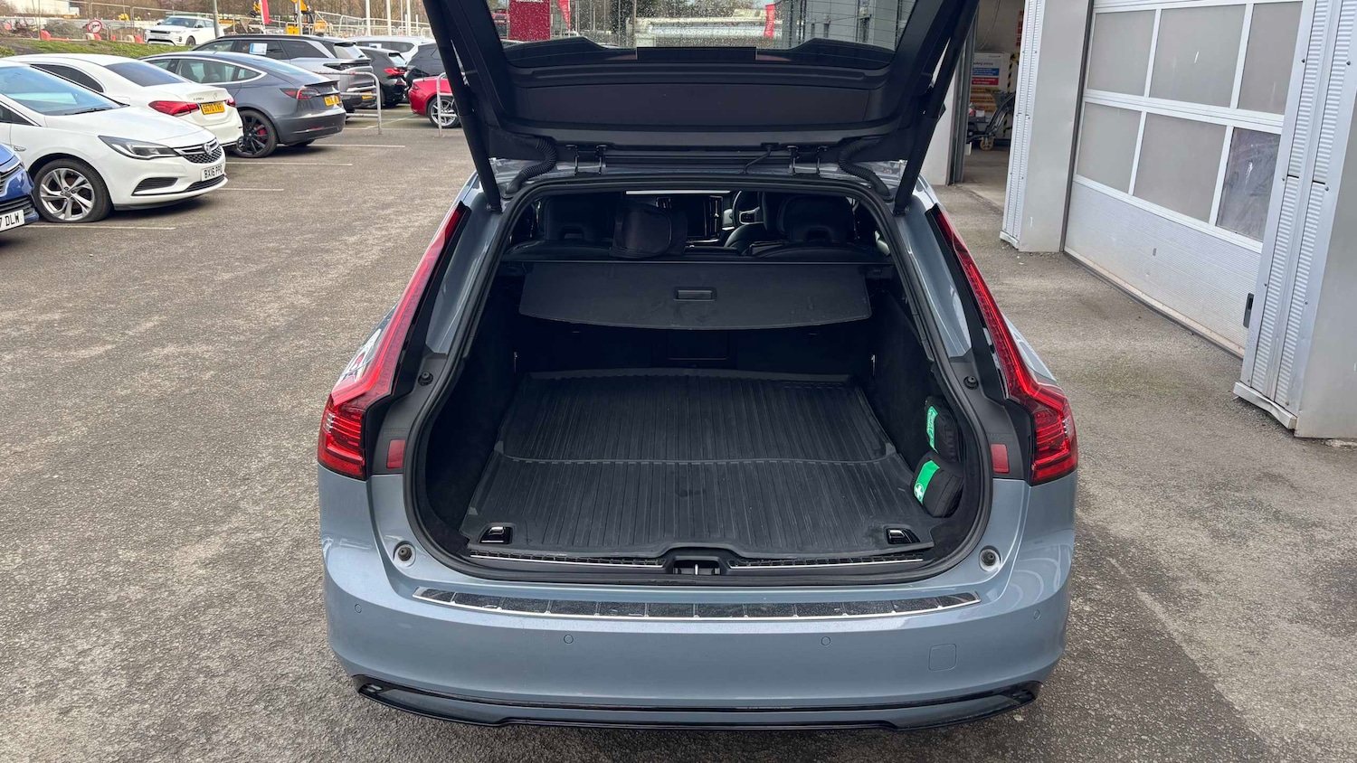 Used Volvo V90 2021 for sale - 77858999: Photo 8