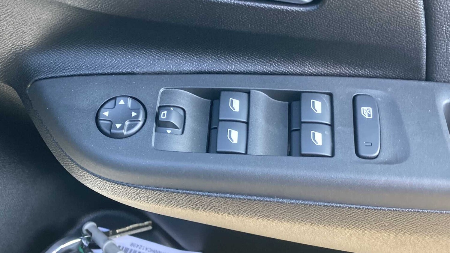 Used Vauxhall Corsa for sale - 77860170: Photo 34