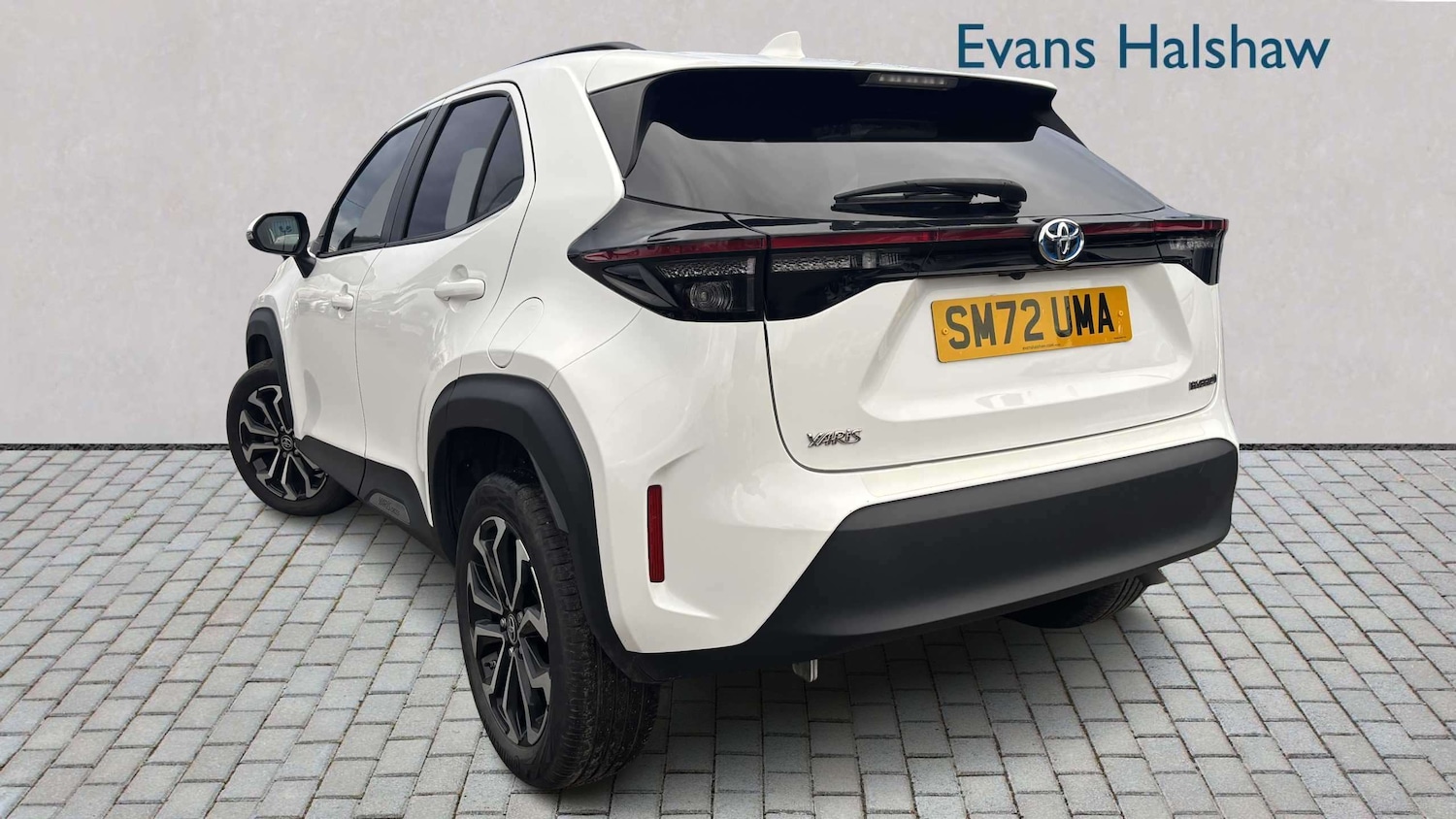 Used Toyota Yaris Cross for sale - 77860315: Photo 2