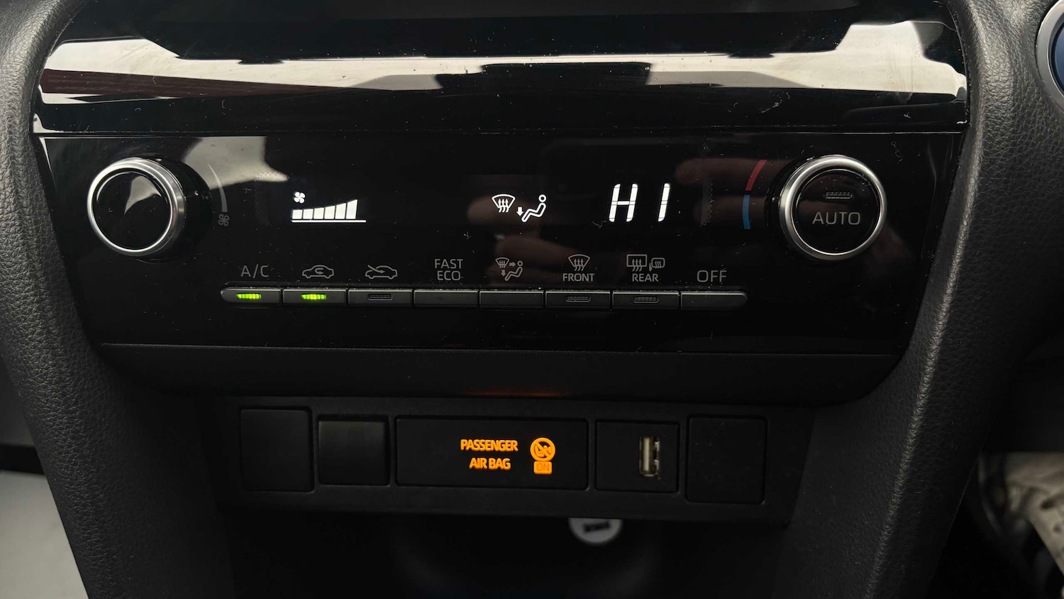 Used Toyota Yaris Cross for sale - 77860315: Photo 21