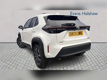 Used Toyota Yaris Cross 2023 for sale - 77860315: Photo