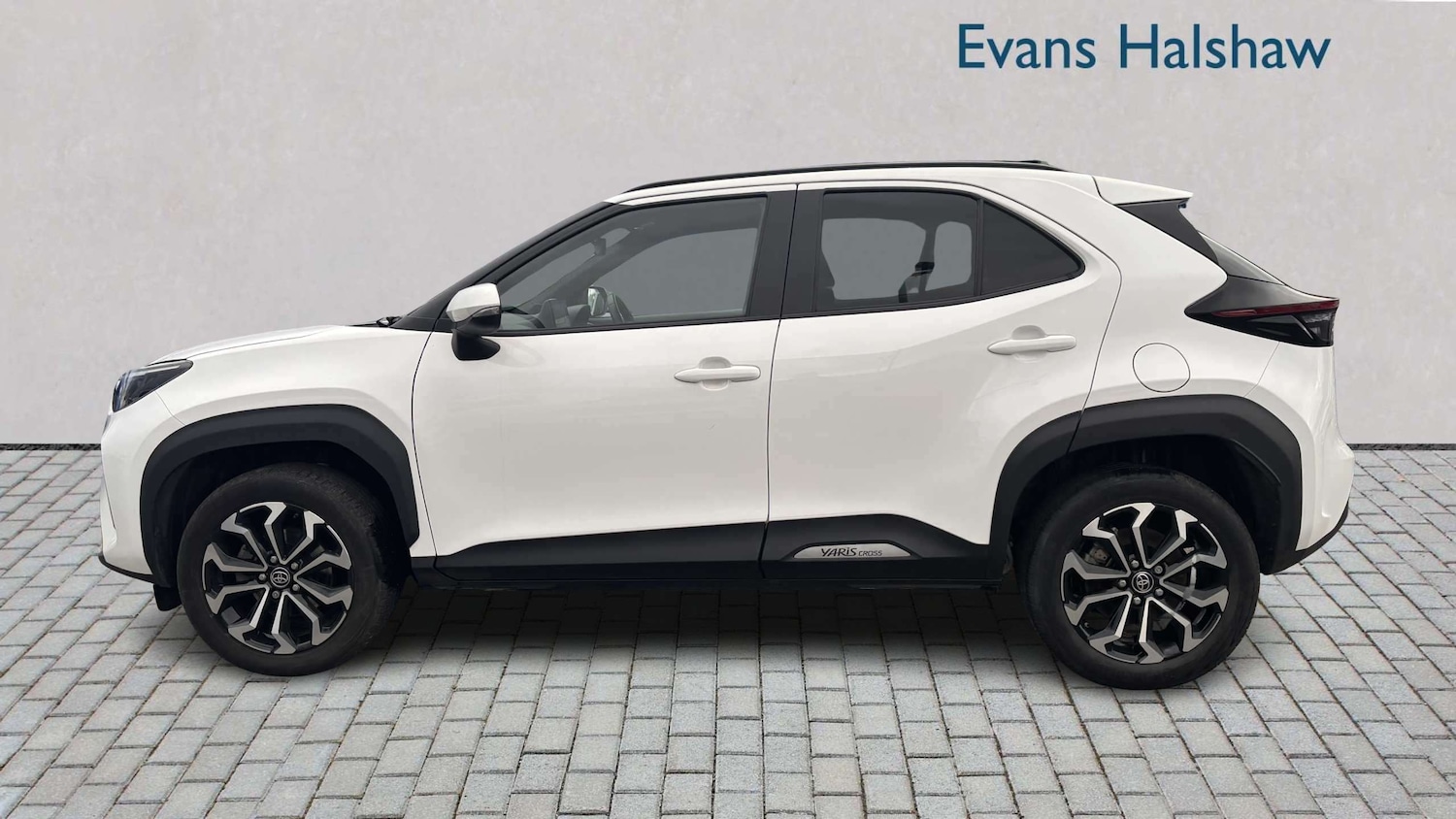 Used Toyota Yaris Cross for sale - 77860315: Photo 3