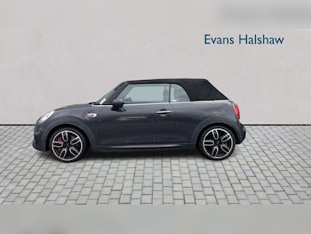 Used MINI Convertible 2018 for sale - 78576766: Photo