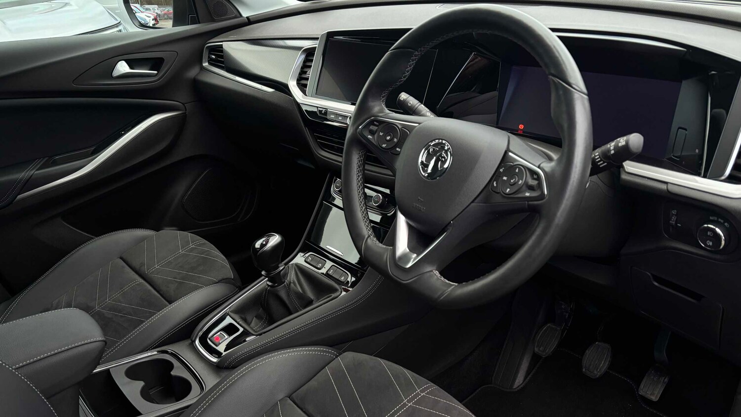 Used Vauxhall Grandland for sale - 77859742: Photo 10