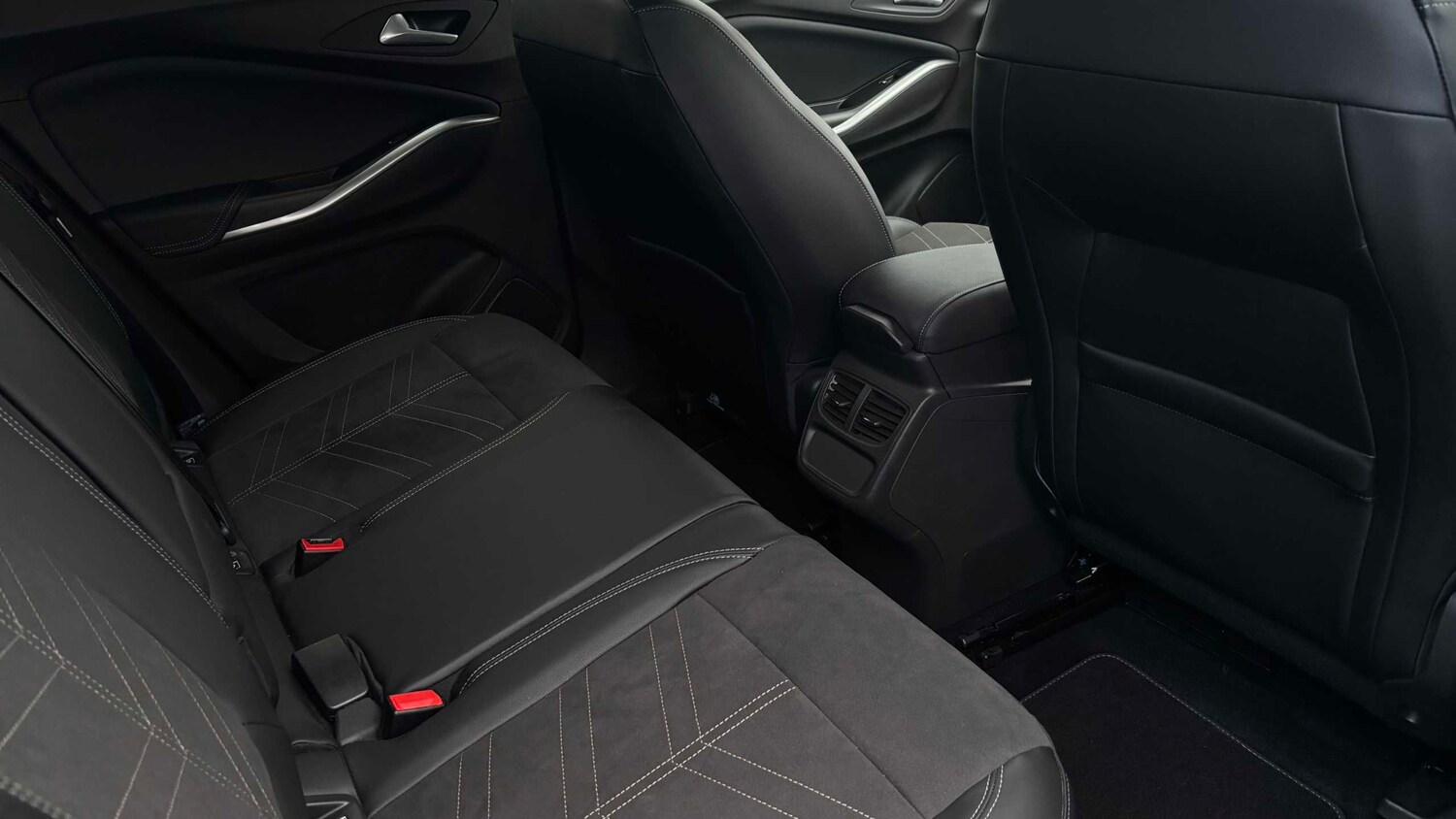 Used Vauxhall Grandland for sale - 77859742: Photo 15