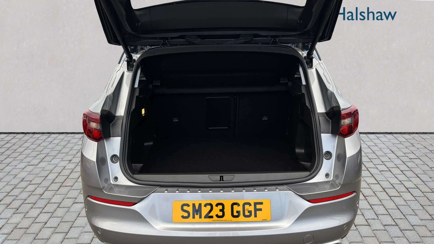 Used Vauxhall Grandland for sale - 77859742: Photo 8