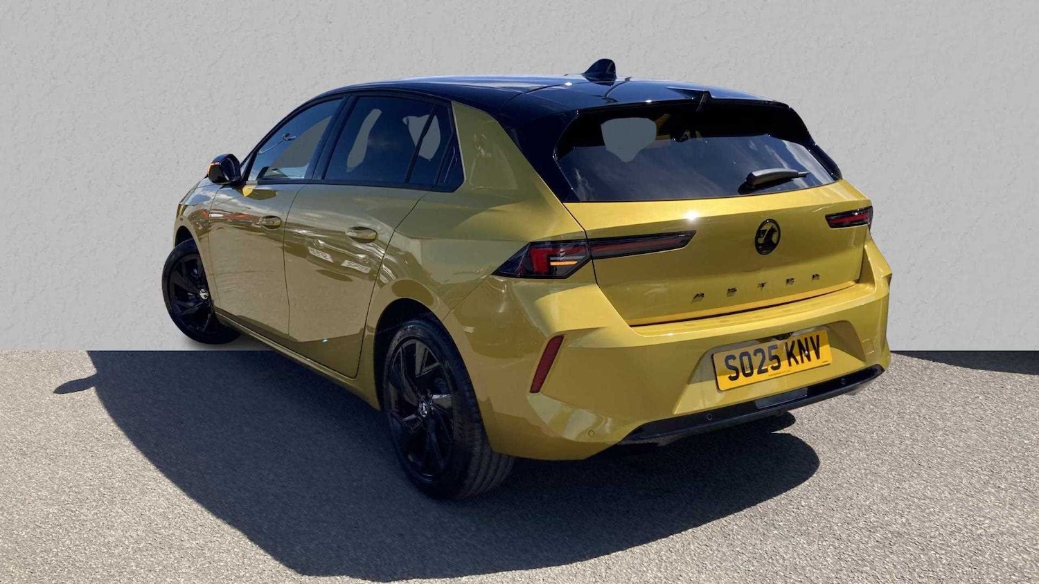 Used Vauxhall Astra 2025 for sale - 77859756: Photo 4