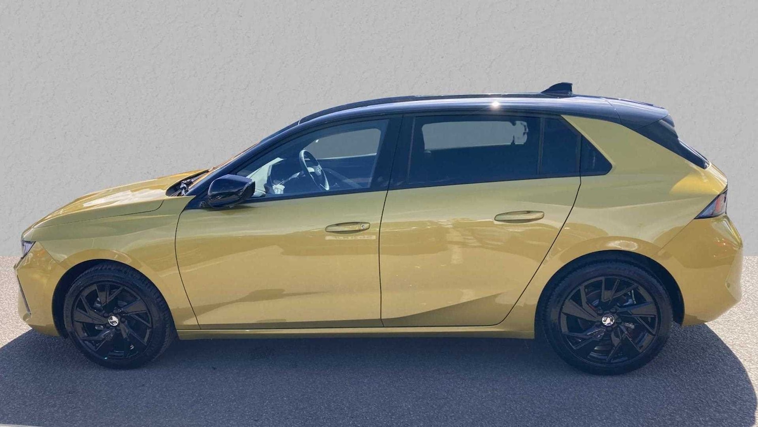 Used Vauxhall Astra 2025 for sale - 77859756: Photo 5