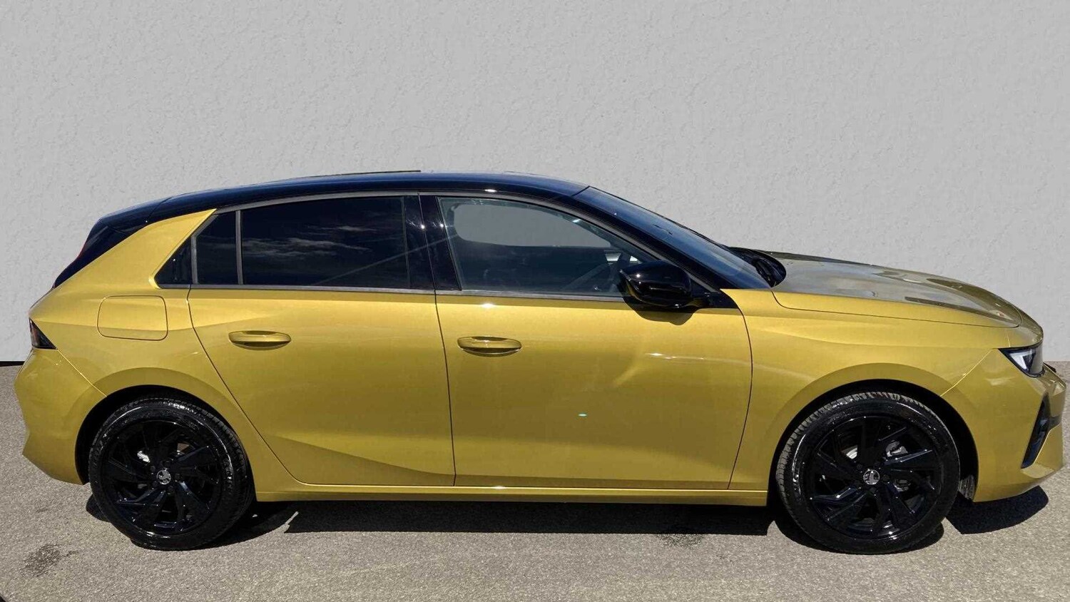 Used Vauxhall Astra 2025 for sale - 77859756: Photo 8