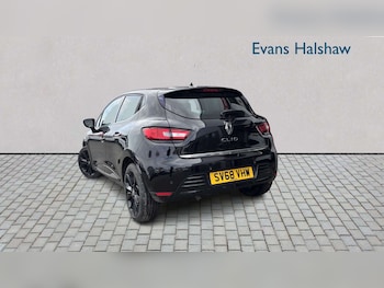 Used Renault Clio 2018 for sale - 78949290: Photo