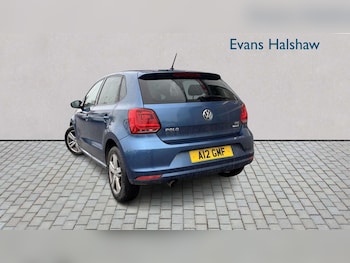 Used Volkswagen Polo 2016 for sale - 78775084: Photo