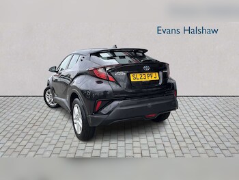 Used Toyota C-HR 2023 for sale - 78732243: Photo
