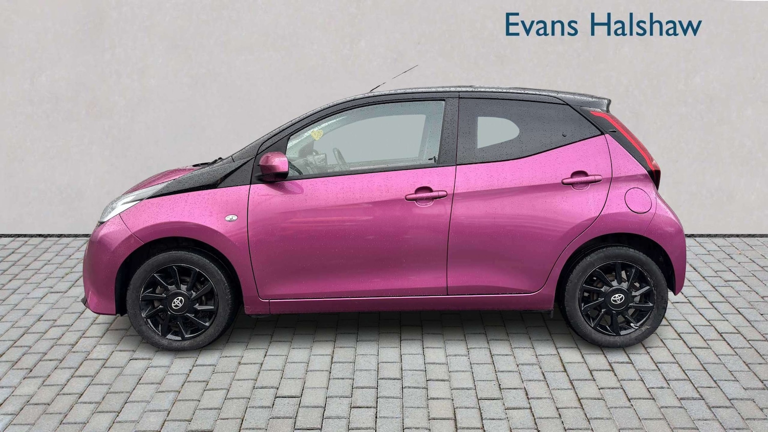 Used Toyota AYGO for sale - 77861870: Photo 4