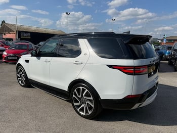 Used Land Rover Discovery 2019 for sale - 79735530: Photo