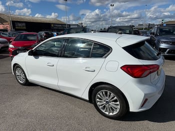 Used Ford Focus 2021 for sale - 79735461: Photo