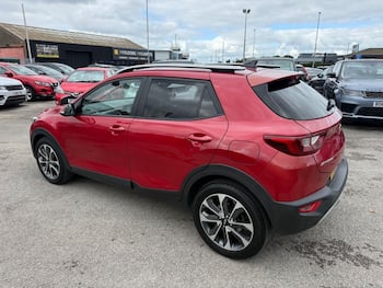 Used Kia Stonic 2018 for sale - 79790915: Photo