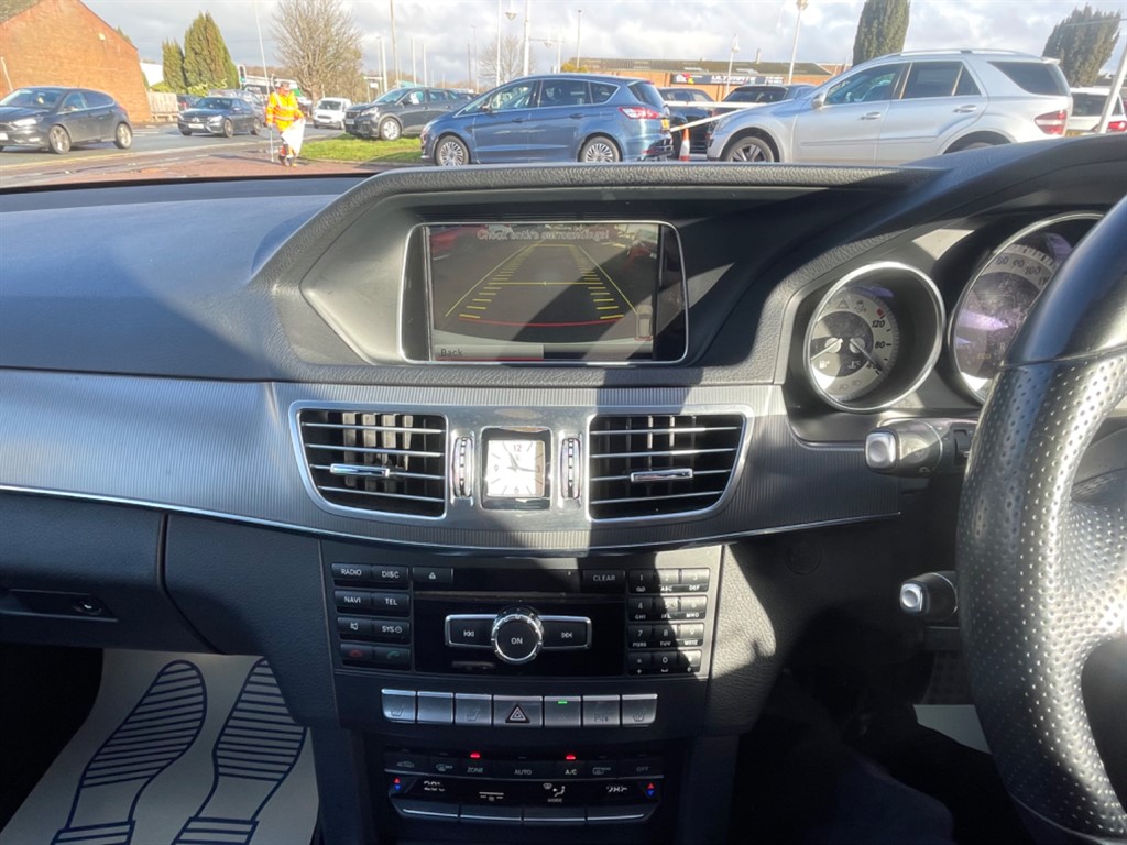 Used Mercedes-Benz E Class 2013 for sale - 77300743: Photo 13