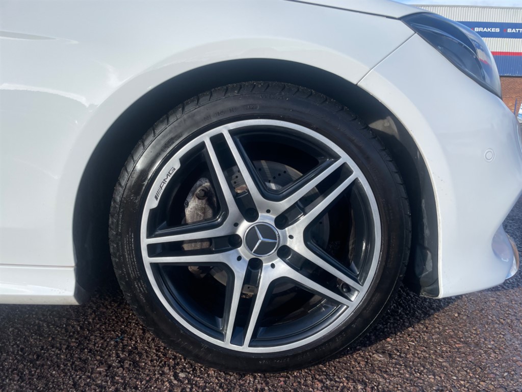 Used Mercedes-Benz E Class 2013 for sale - 77300743: Photo 16